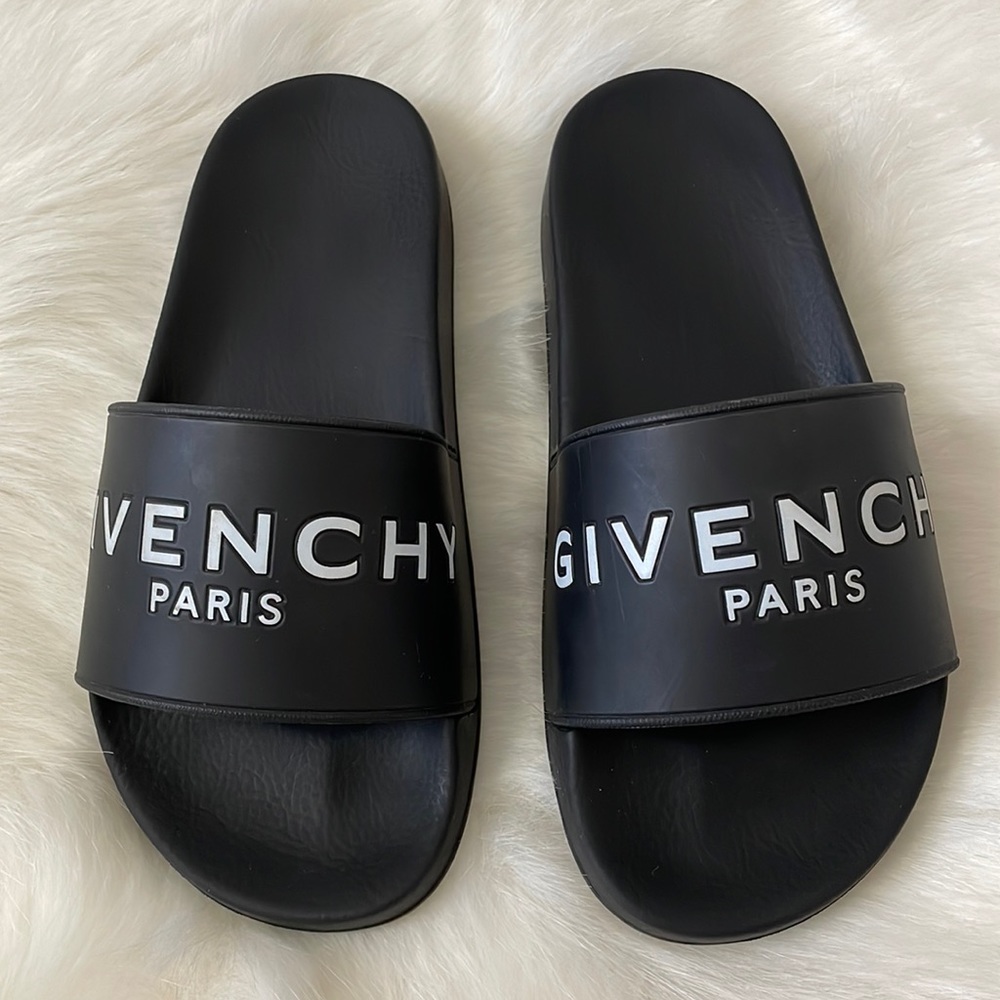 Givenchy rubber slides